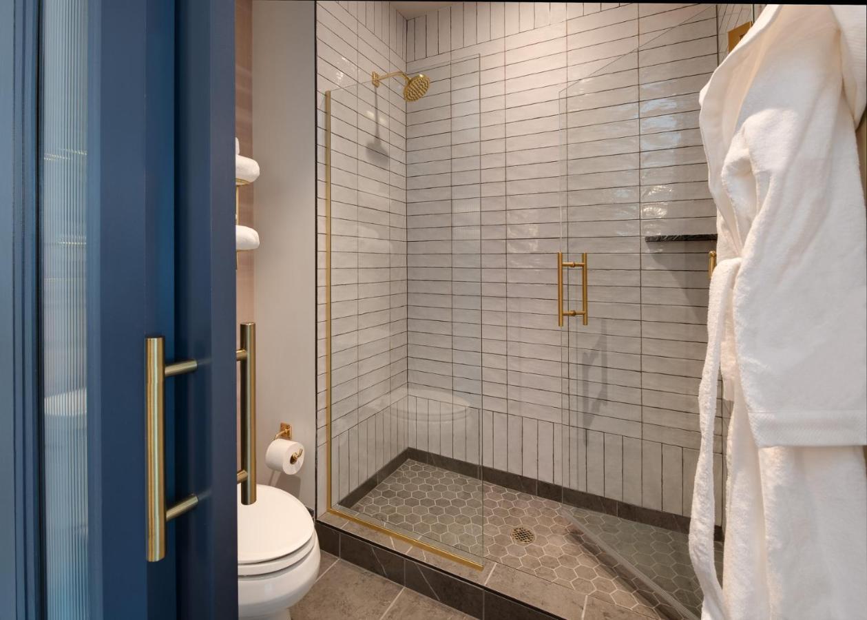 Clayton Hotel & Members Club DEN 外观 照片