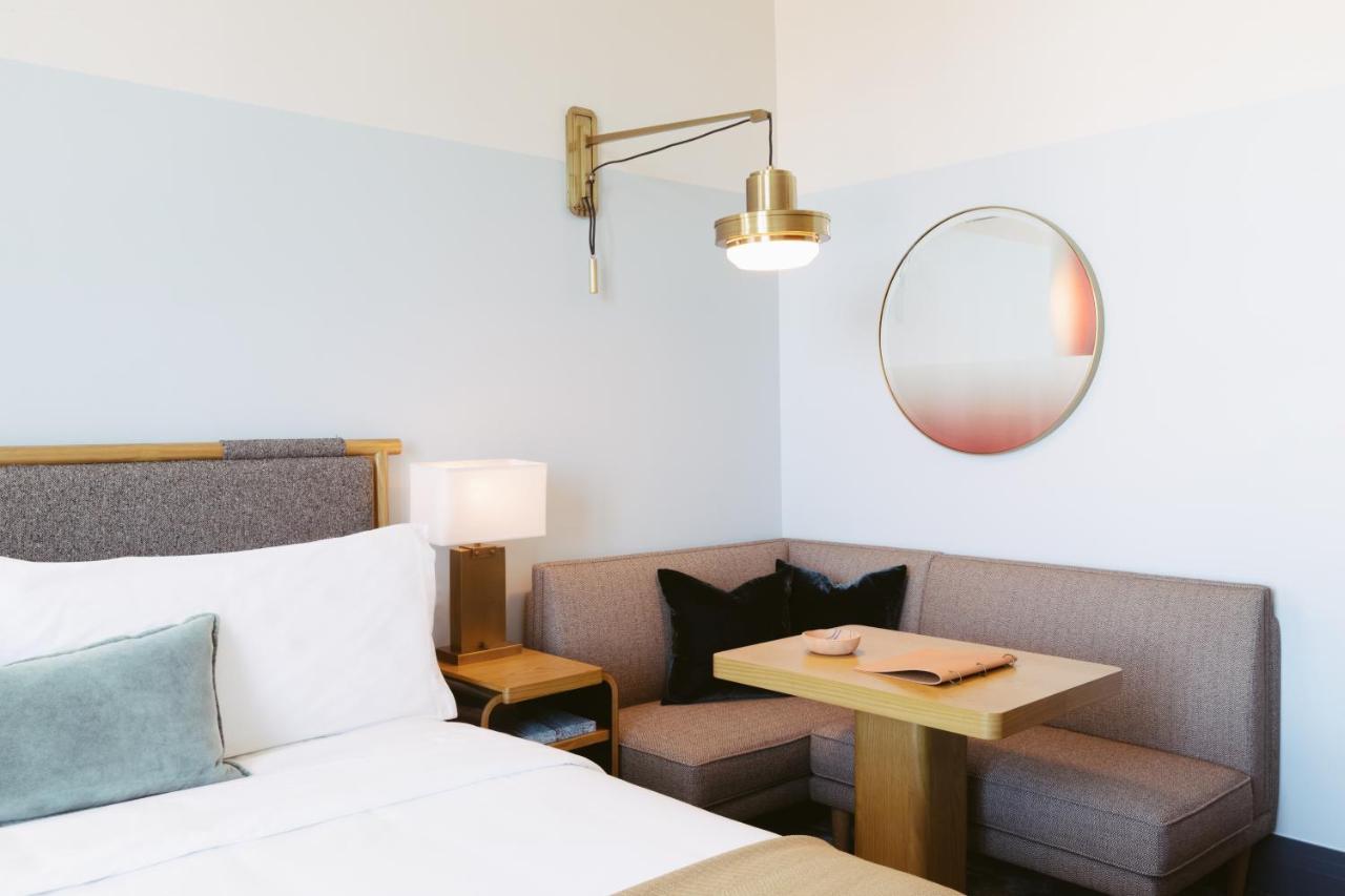 Clayton Hotel & Members Club DEN 外观 照片